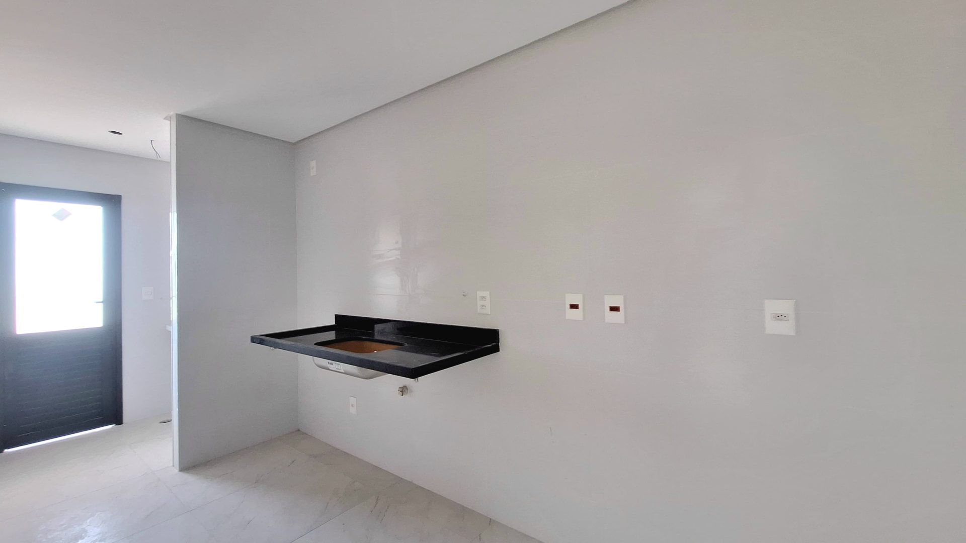 Apartamento 02 Dormitórios 02 Suítes 01 Vaga, 86m2 – Bairro Aviação