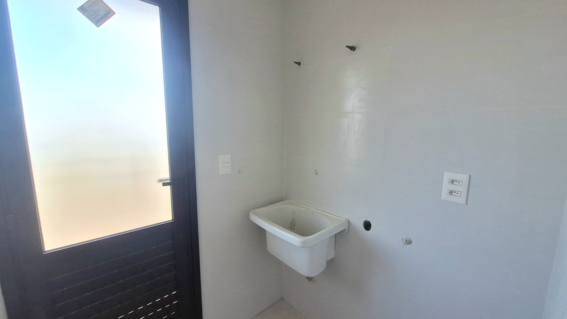 Apartamento 02 Dormitórios 02 Suítes 01 Vaga, 86m2 – Bairro Aviação