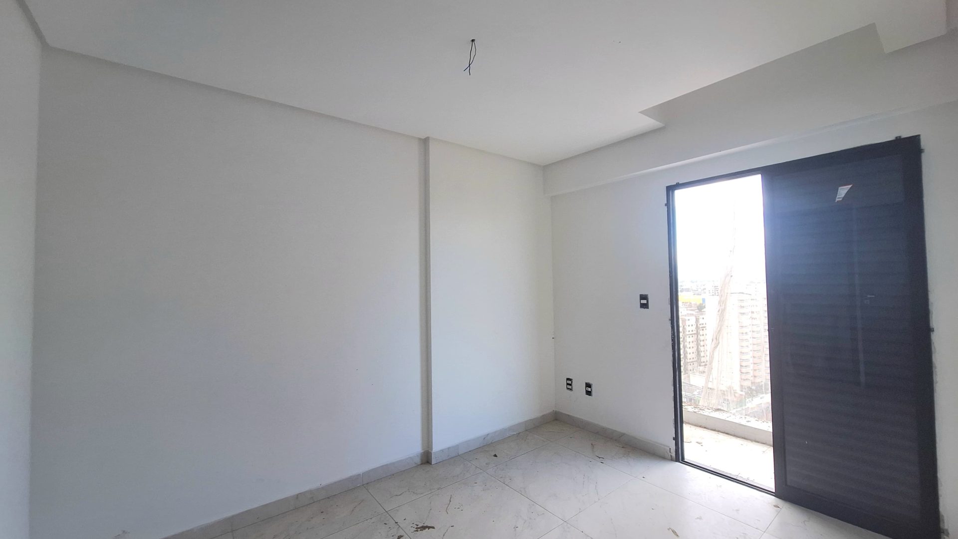 Apartamento 02 Dormitórios 02 Suítes 01 Vaga, 86m2 – Bairro Aviação