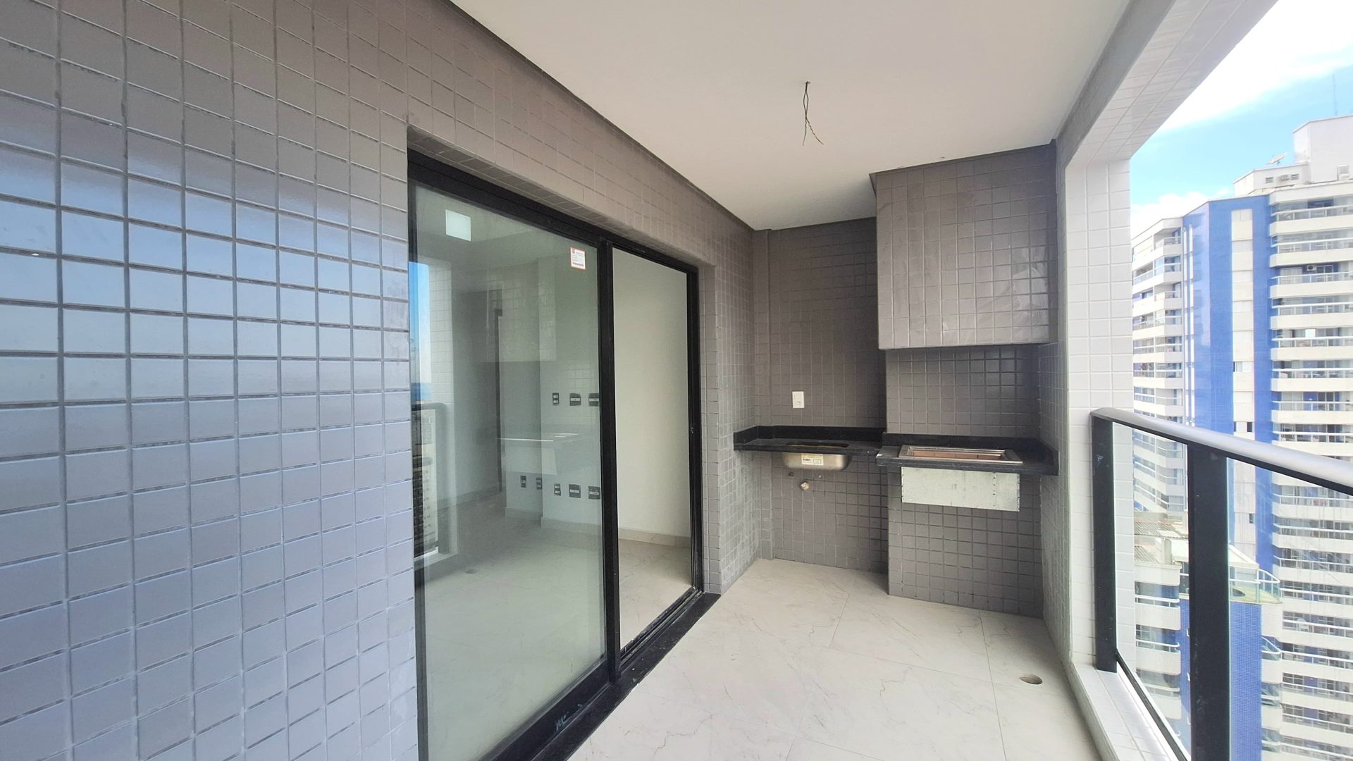 Apartamento 02 Dormitórios 02 Suítes 01 Vaga, 86m2 – Bairro Aviação