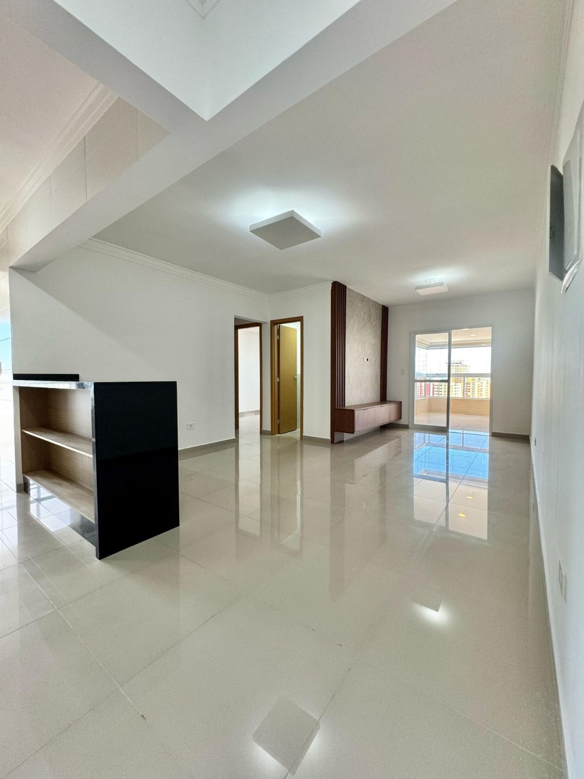 Apartamento 03 Dormitórios, Sendo 03 Suítes, 02 Vagas Demarcadas, 104m2 – Canto do Forte