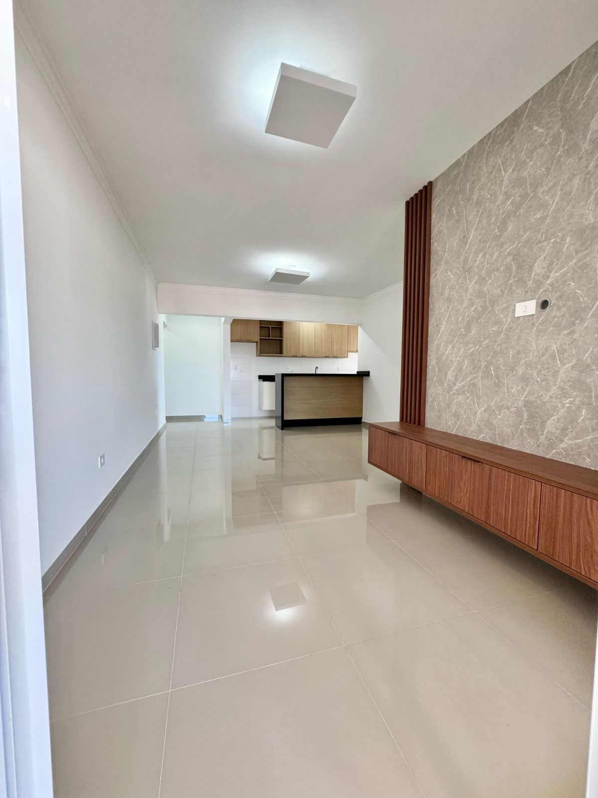 Apartamento 03 Dormitórios, Sendo 03 Suítes, 02 Vagas Demarcadas, 104m2 – Canto do Forte