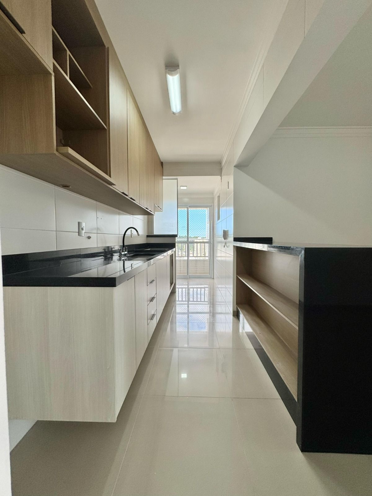 Apartamento 03 Dormitórios, Sendo 03 Suítes, 02 Vagas Demarcadas, 104m2 – Canto do Forte