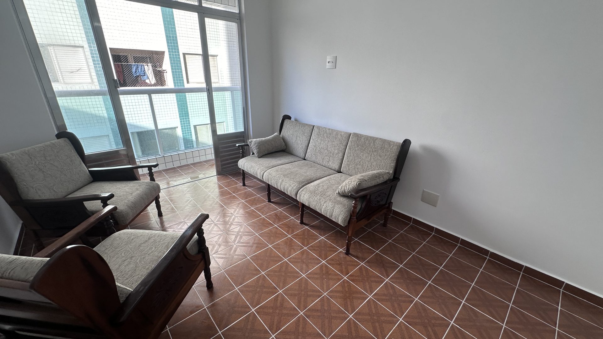 Apartamento Vista Mar 02 Dormitórios 01 Vaga de Garagem, Guilhermina