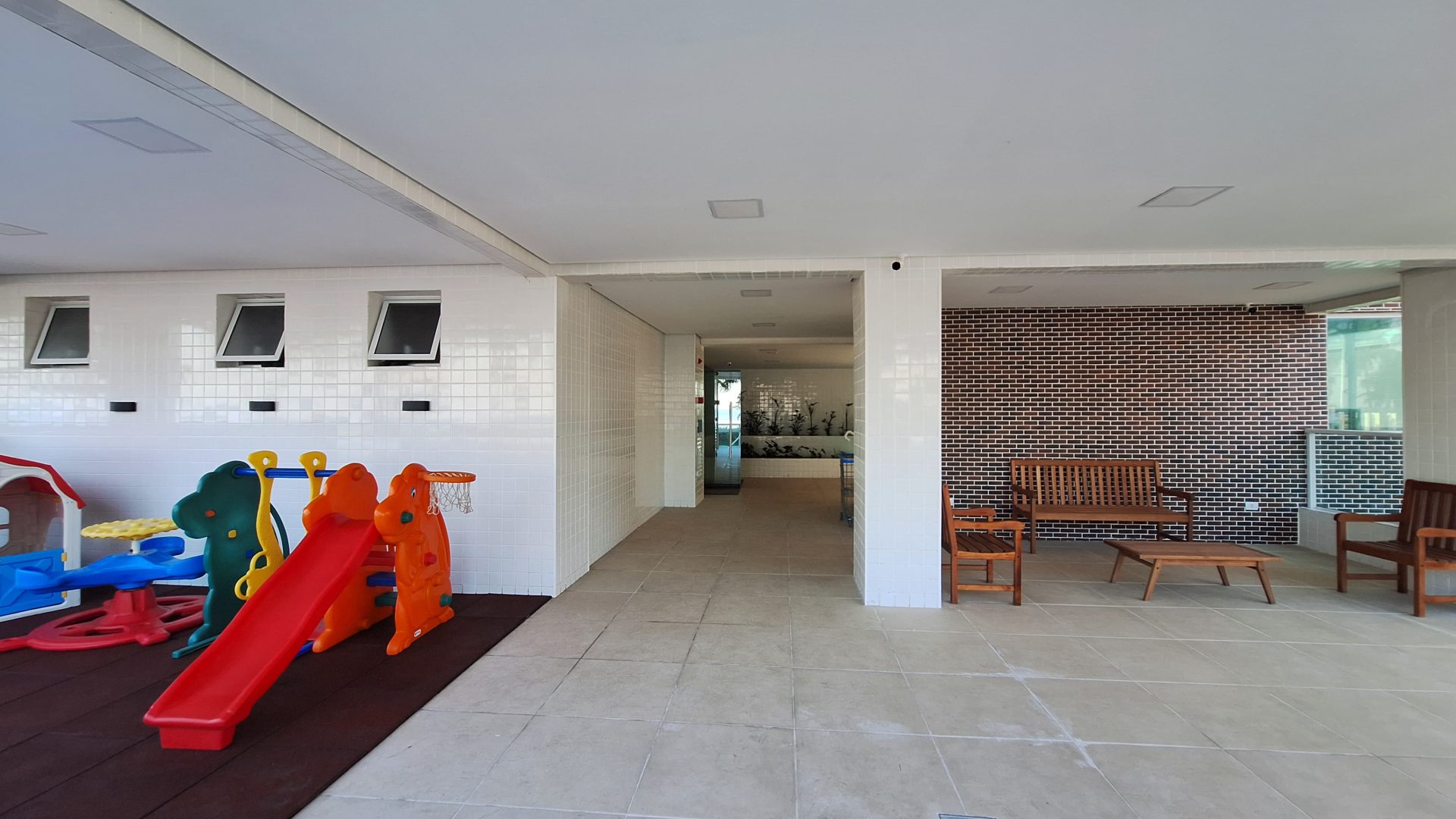 Apartamento 03 Dormitórios 01 Suíte 02 Vagas, 115m2 – Balneário Florida