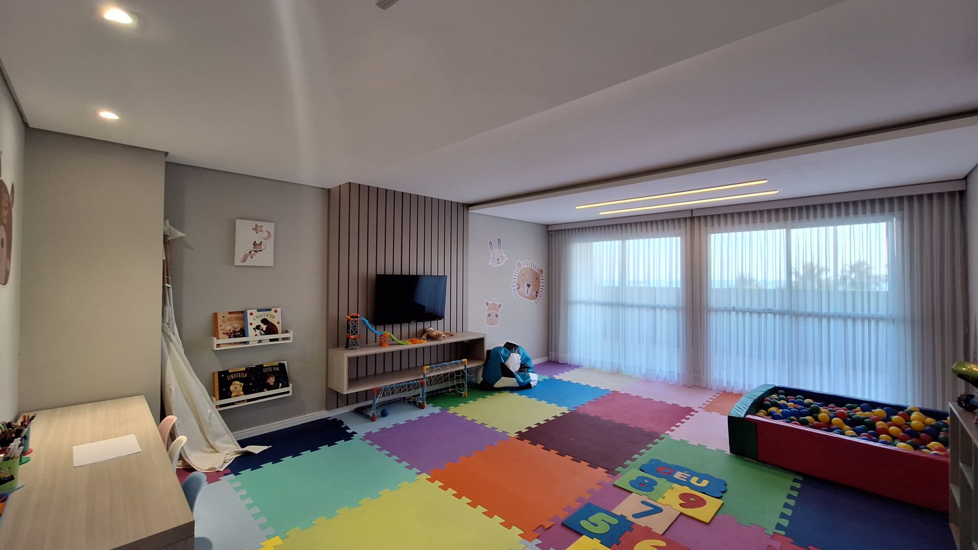 Apartamento 03 Dormitórios 01 Suíte 02 Vagas, 115m2 – Balneário Florida