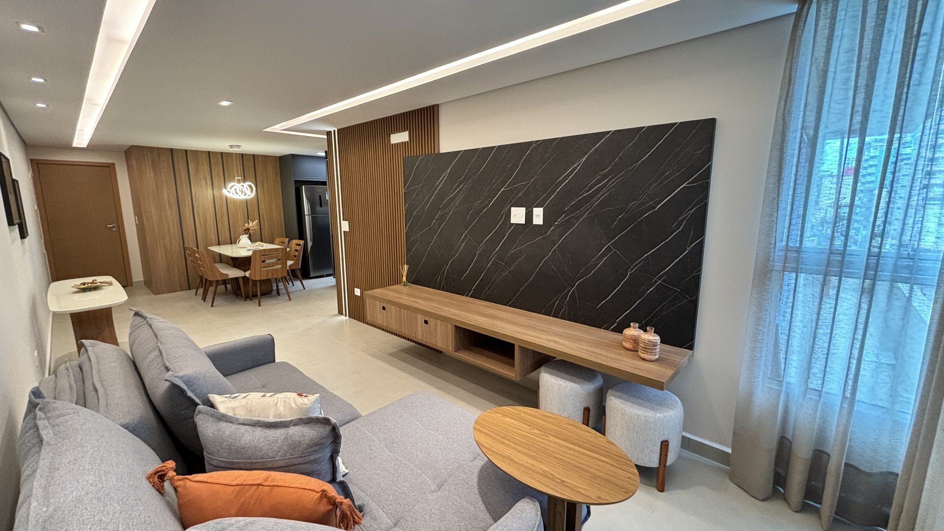 Apartamento 02 Dormitórios 01 Suíte 02 Vagas, 79m2 – Bairro Boqueirão