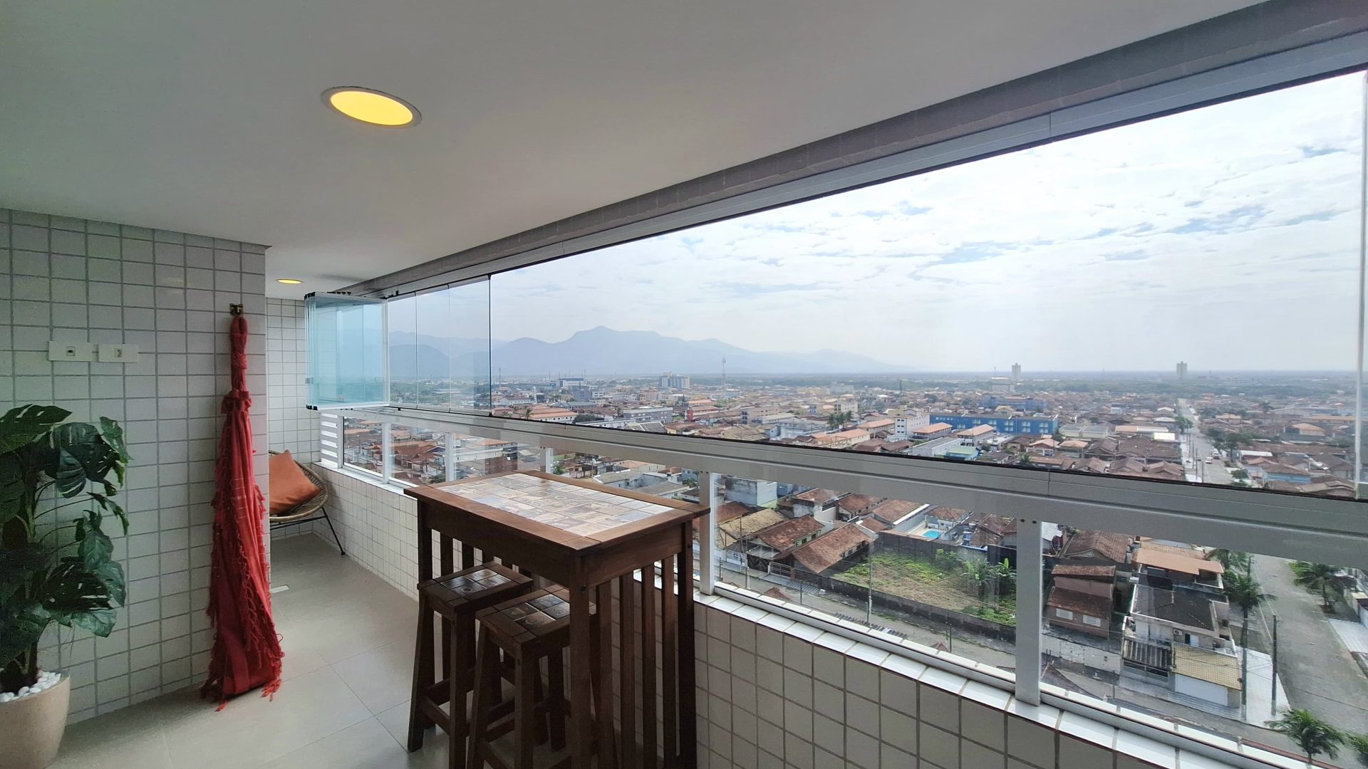 Apartamento 01 Dormitório 01 Suíte 01 Vaga, 68m2 – Bairro Maracanã