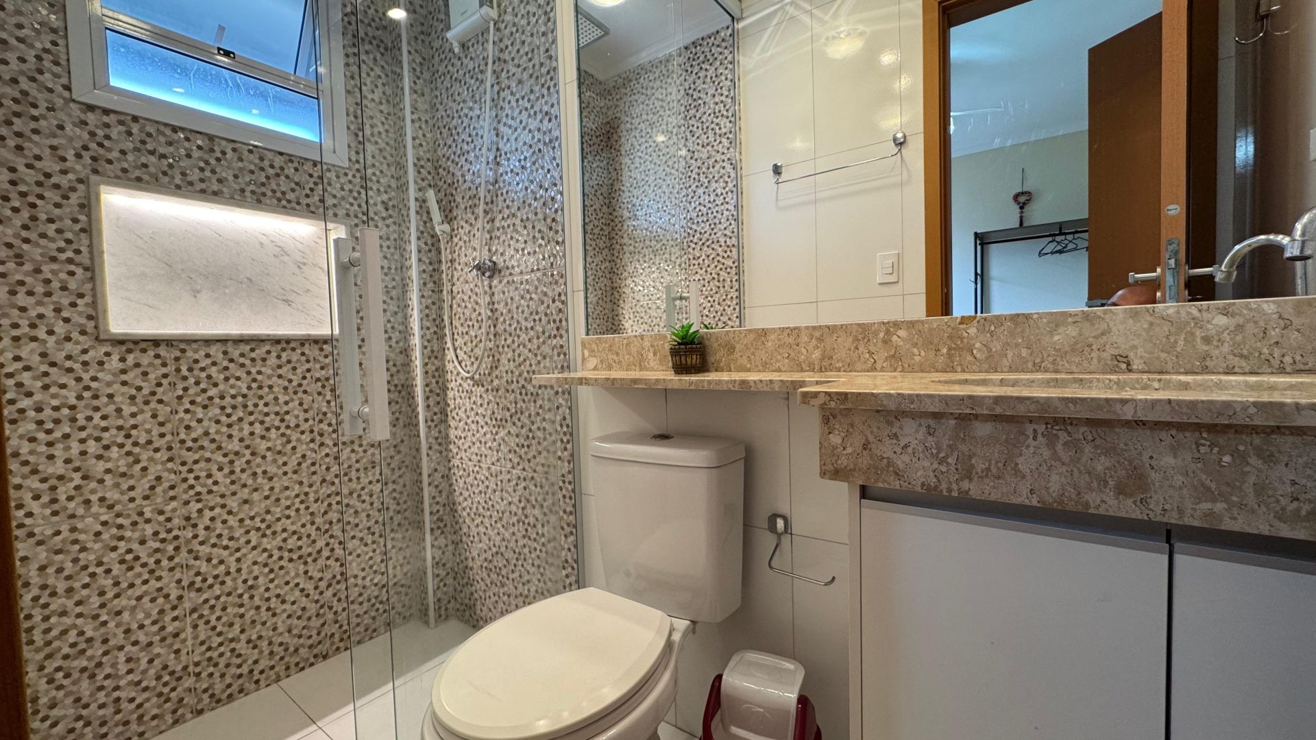 Apartamento Mobiliado 02 Dormitórios 01 Suíte 01 Vaga, 63m2 – Maracanã