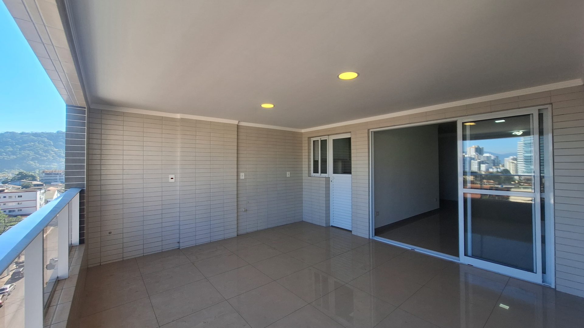 Apartamento 3 Dormitórios, Sendo 3 Suítes 2 Vagas de Garagem Privativas,127,34m2 – Canto do Forte