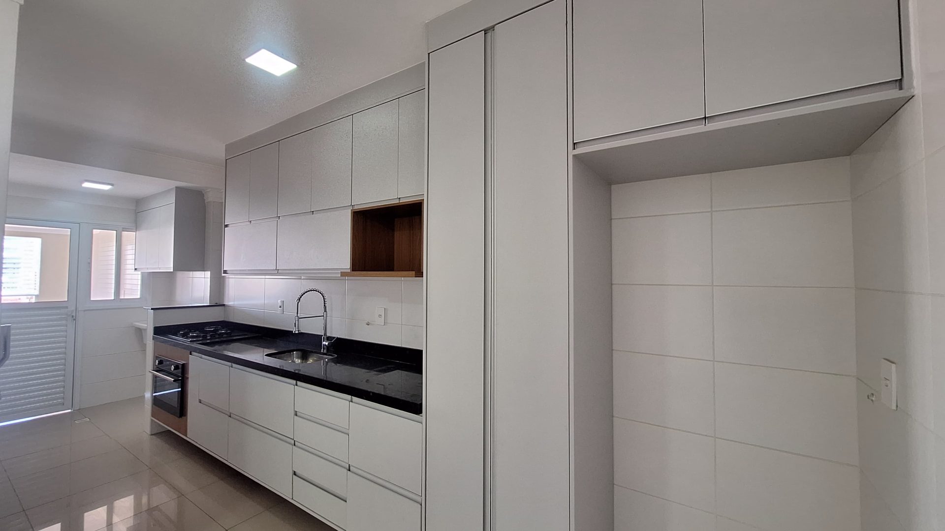 Apartamento 3 Dormitórios, Sendo 3 Suítes 2 Vagas de Garagem Privativas,127,34m2 – Canto do Forte