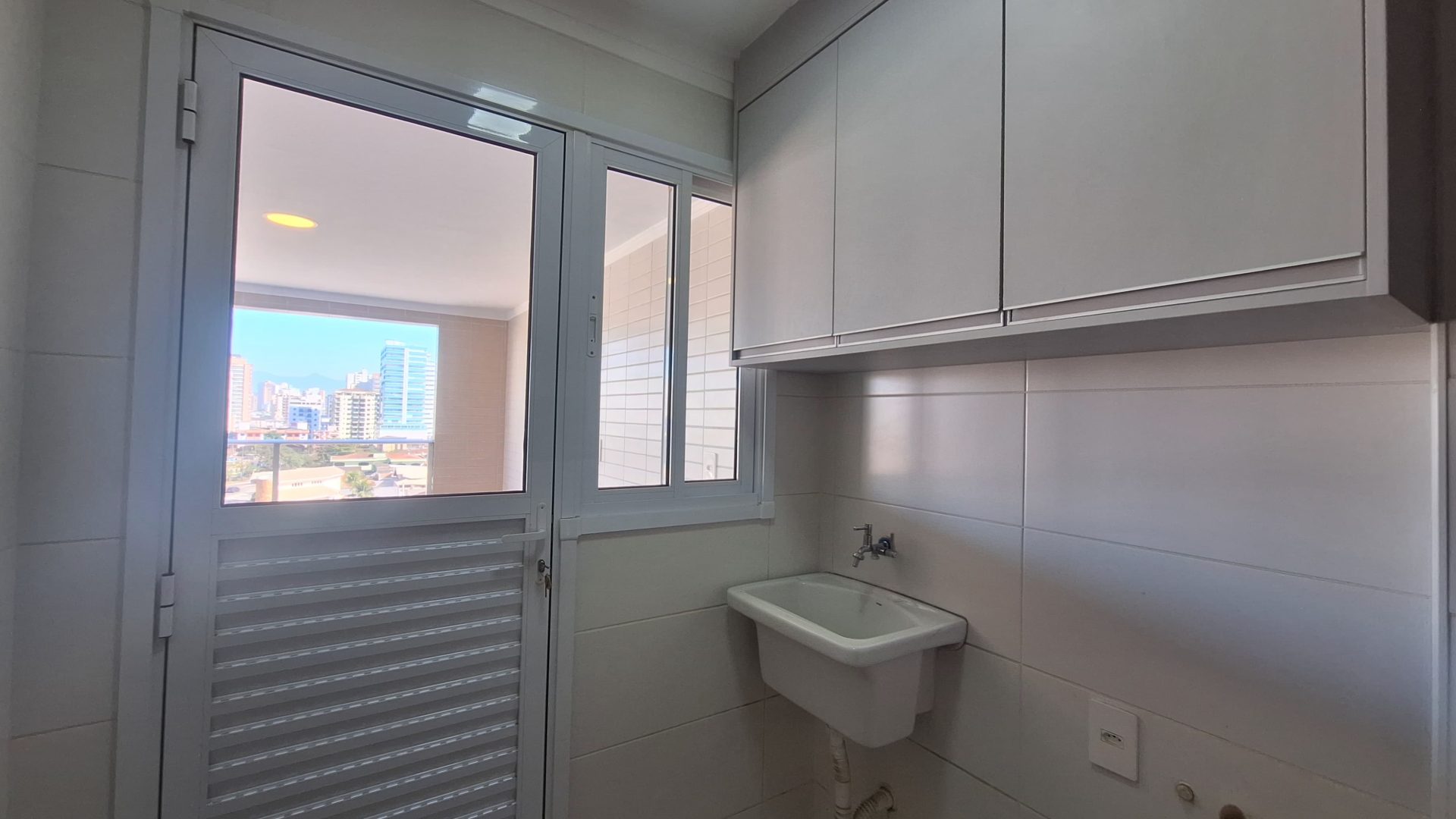 Apartamento 3 Dormitórios, Sendo 3 Suítes 2 Vagas de Garagem Privativas,127,34m2 – Canto do Forte