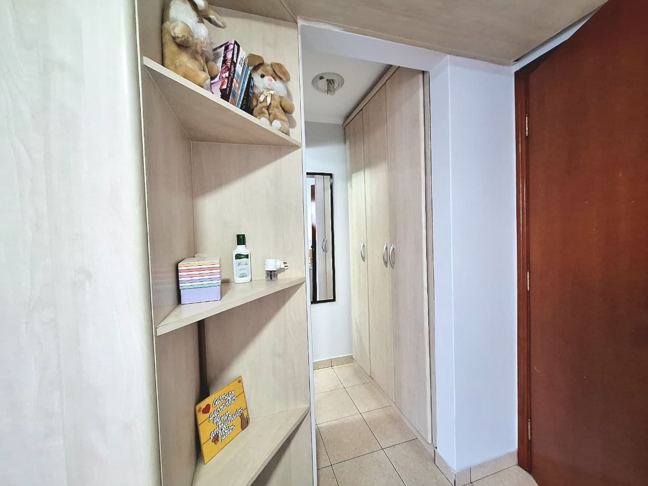 Apartamento Frente Mar 02 Dormitórios 01 Suíte + DEP. Empregada 01 Vaga, 112m2 – Bairro Vila Caiçara