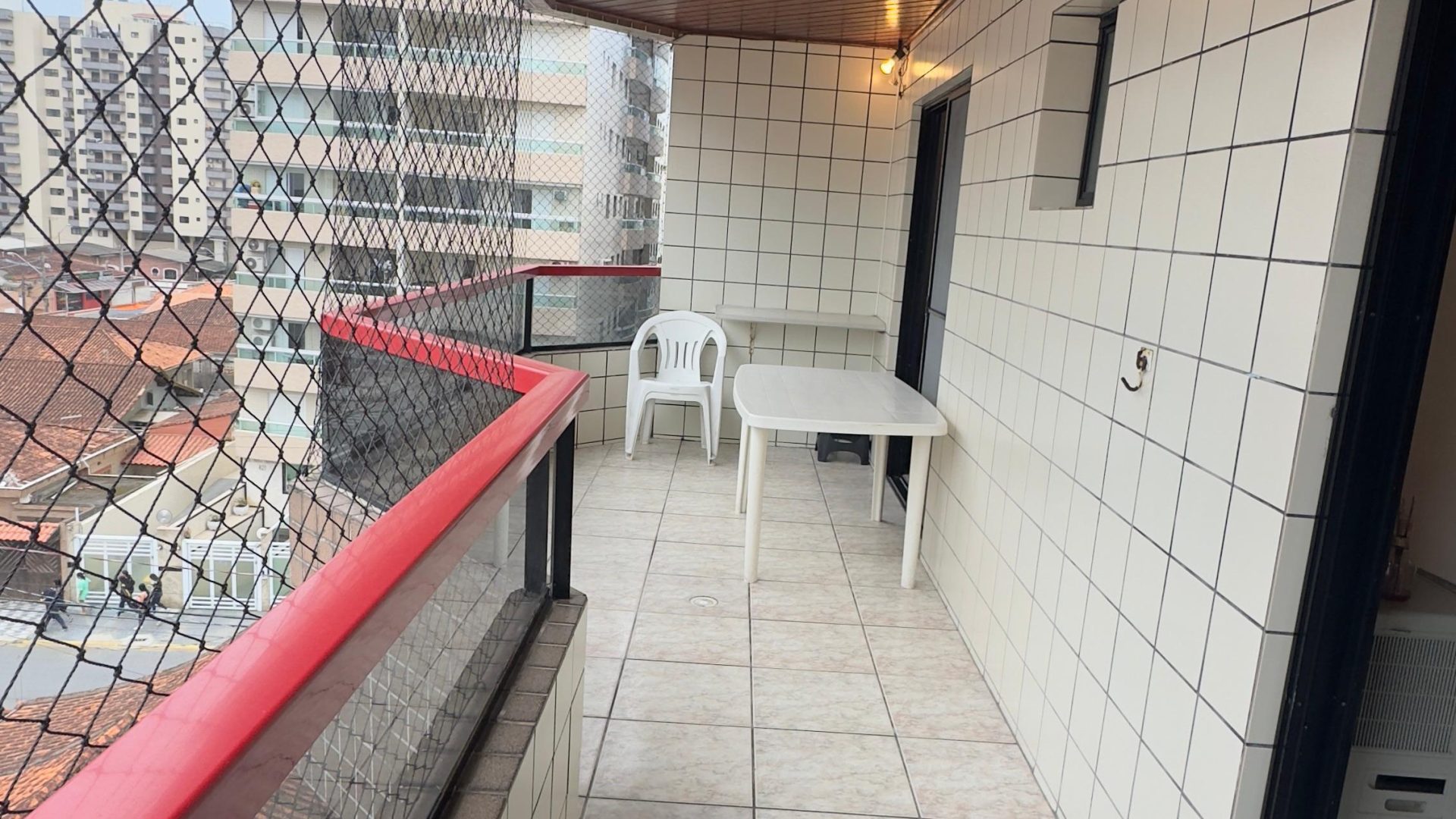 Apartamento Amplo 01 Dormitórios, 73m2 Área Útil, 01 Vaga de Garagem – Vila Tupi