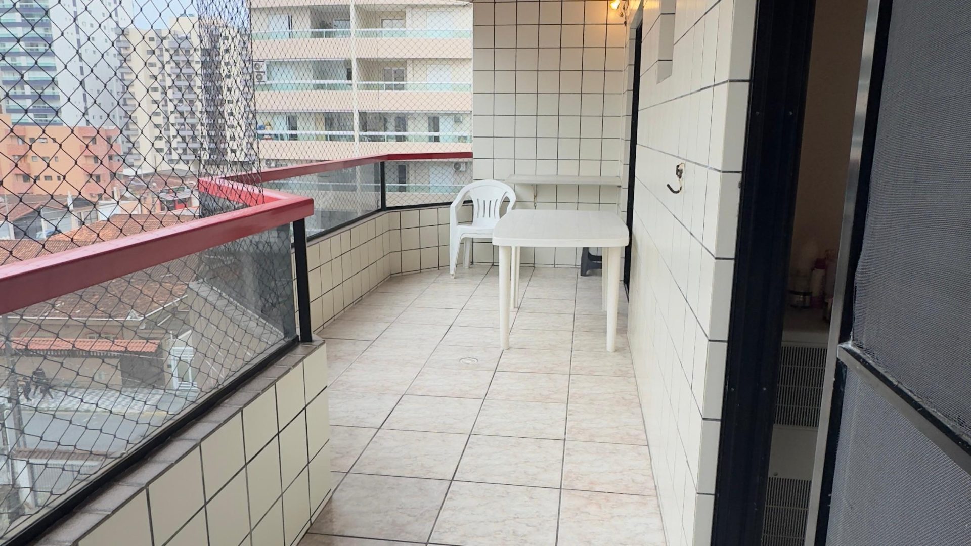 Apartamento Amplo 01 Dormitórios, 73m2 Área Útil, 01 Vaga de Garagem – Vila Tupi