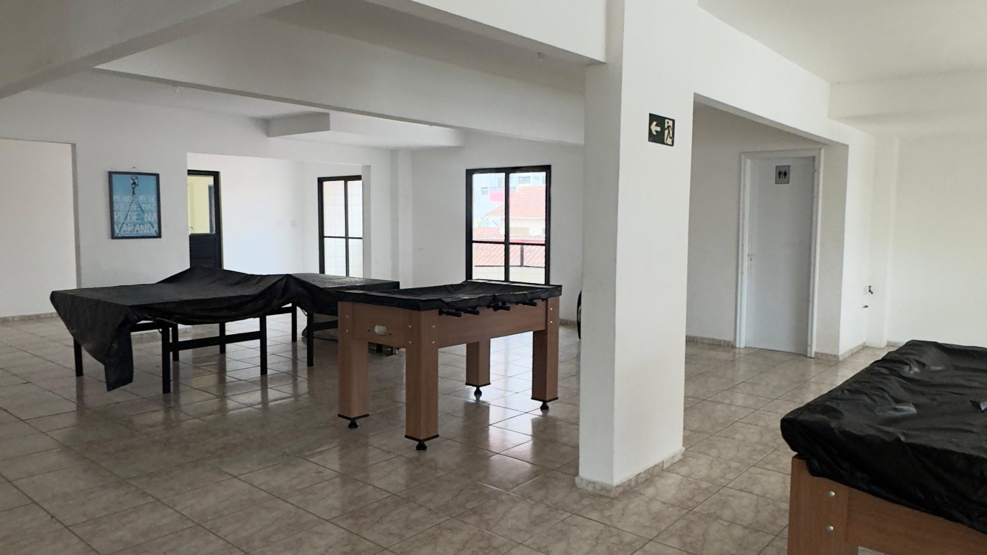 Apartamento Amplo 01 Dormitórios, 73m2 Área Útil, 01 Vaga de Garagem – Vila Tupi