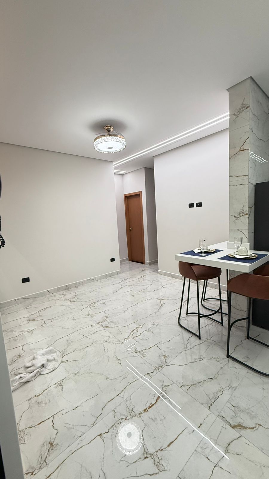 Casa Alto Padrão 03 Dormitórios 02 Suítes 02 Vagas de Garagem, 80m2 – Vila Caiçara