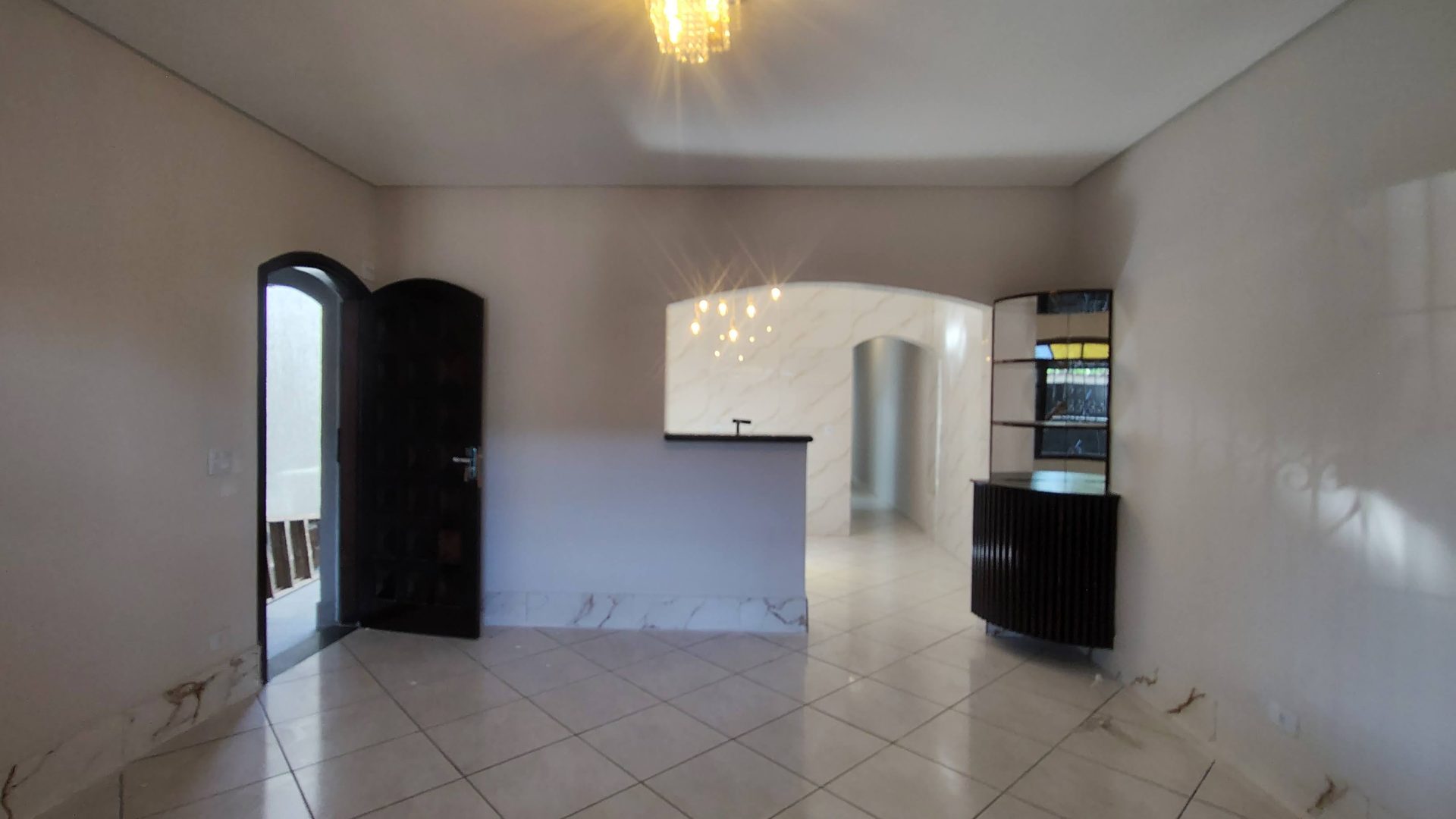 Casa com Piscina 02 Dormitorios 01 Suite, 02 Vagas de garagem, 107m2 – Vila Caiçara