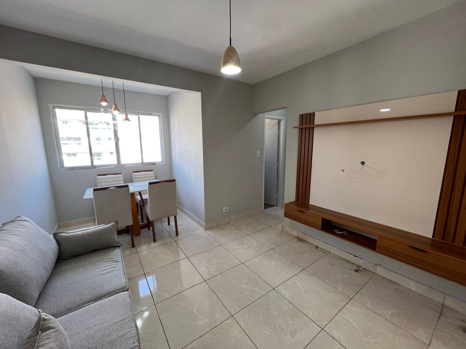 Apartamento 02 Dormitórios 01 Banheiro, 01 Vaga, 79m2 – Vila Caiçara