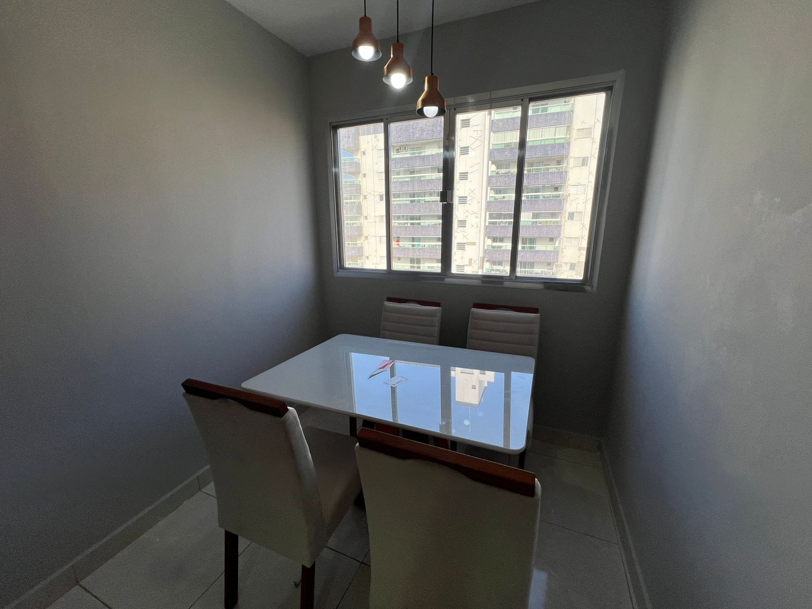 Apartamento 02 Dormitórios 01 Banheiro, 01 Vaga, 79m2 – Vila Caiçara