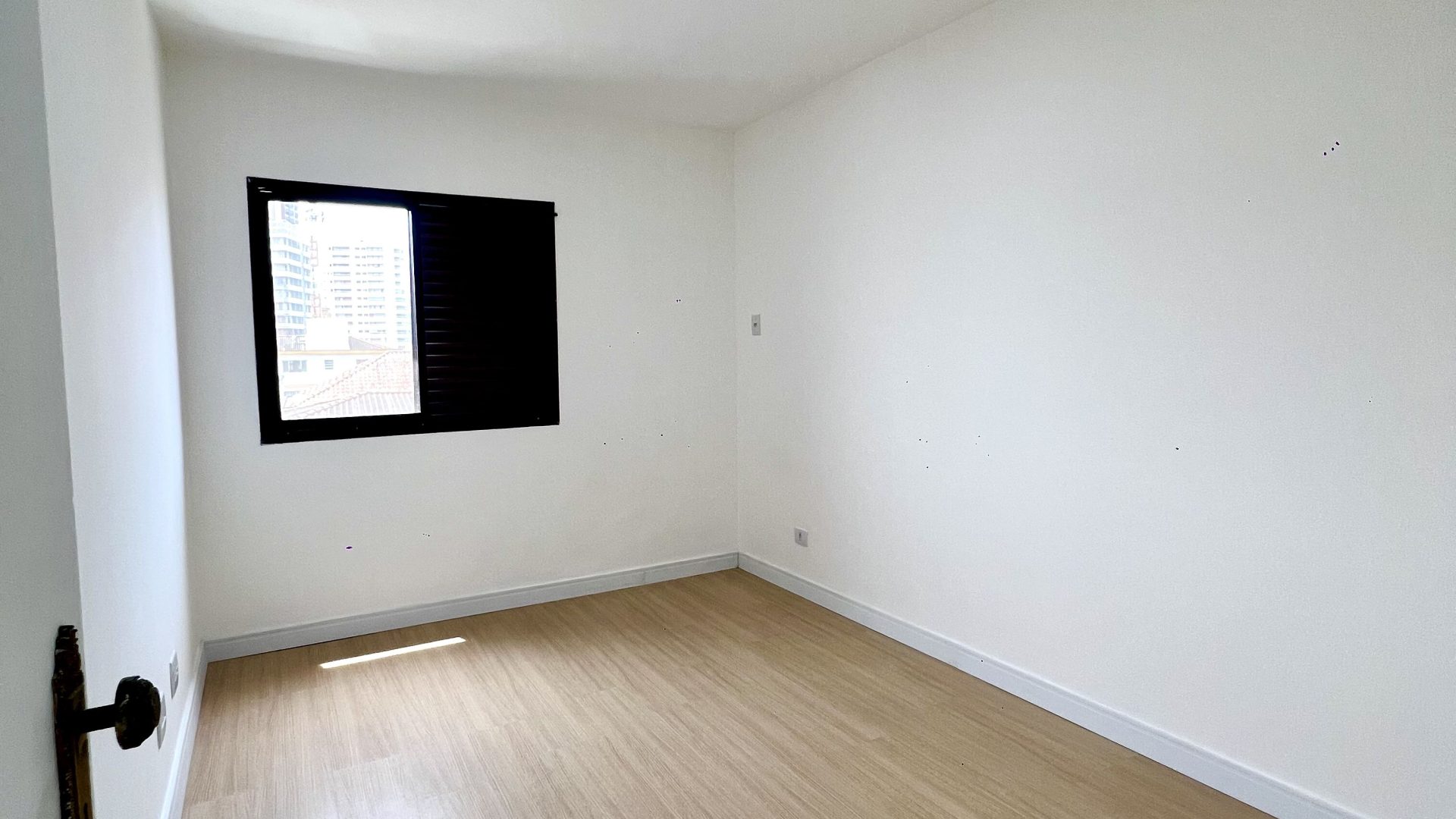Apartamento 02 Dormitórios 01 Suíte 01 Vaga de Garagem, 91m2 – Boqueirão