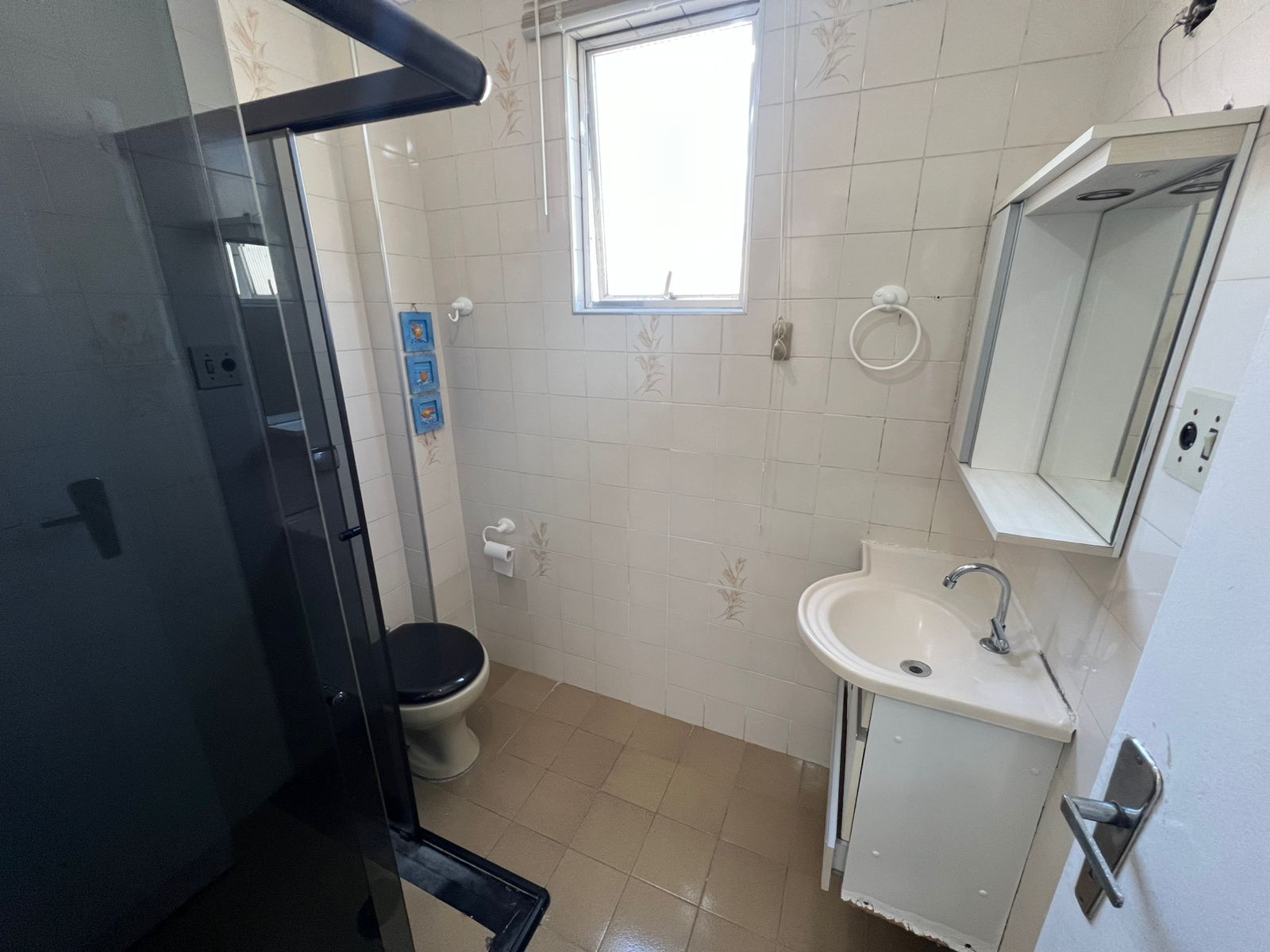 Apartamento 02 Dormitórios 01 Banheiro, 01 Vaga, 79m2 – Vila Caiçara