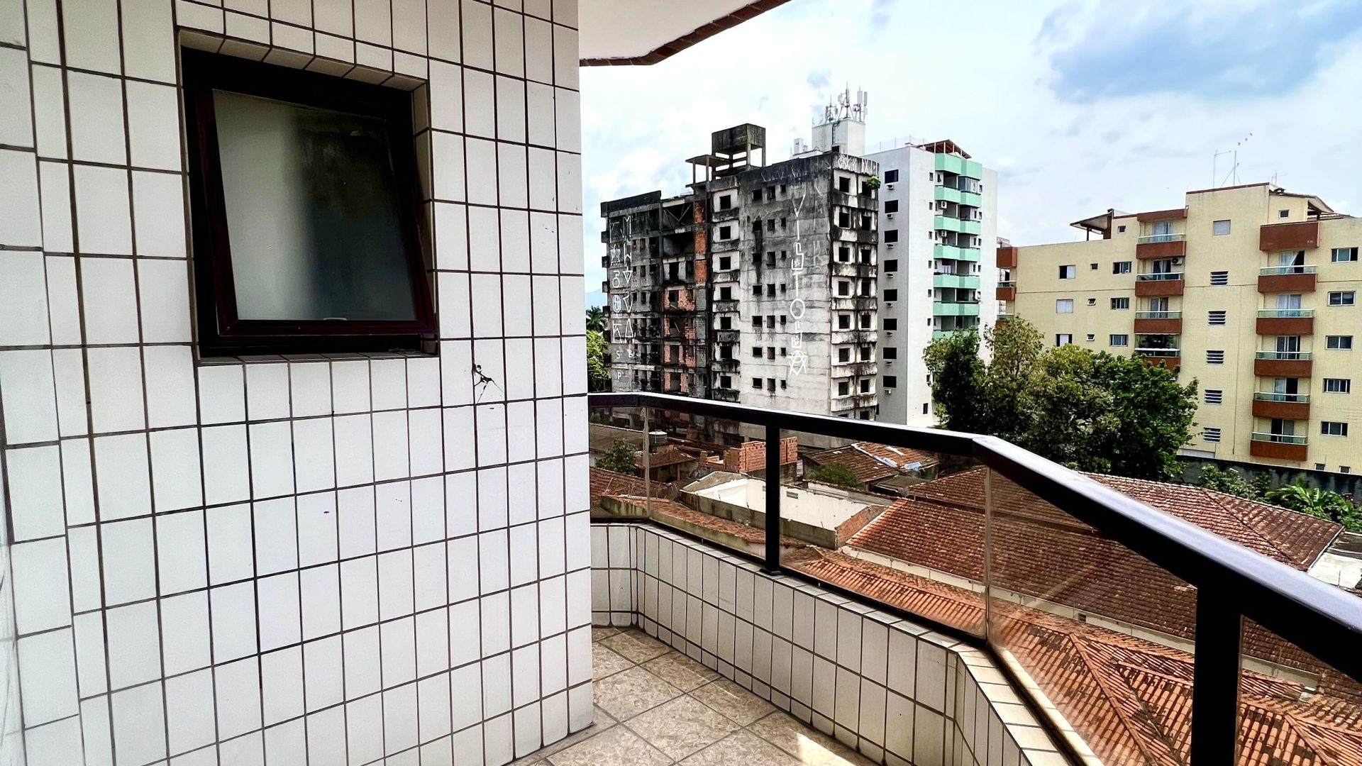 Apartamento 02 Dormitórios 01 Suíte 01 Vaga de Garagem, 91m2 – Boqueirão