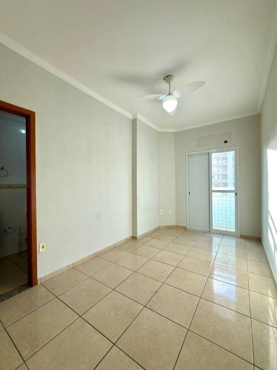 Apartamento 02 Dormitórios 01 Suíte 01 Vaga de Garagem, 71m2 – Canto do Forte