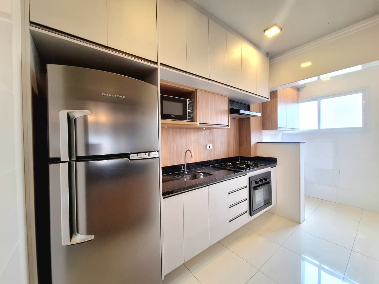 Apartamento 02 Dormitórios, Sendo 02 Suítes, 02 Vagas de Garagem, 84m2 – Bairro Aviação