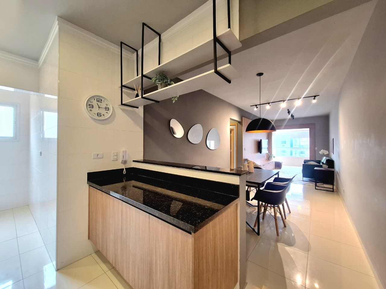 Apartamento 02 Dormitórios, Sendo 02 Suítes, 02 Vagas de Garagem, 84m2 – Bairro Aviação