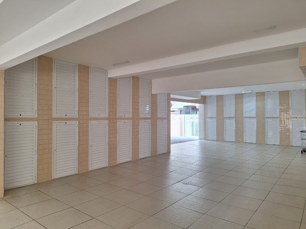 Apartamento 02 Dormitórios, Sendo 02 Suítes, 02 Vagas de Garagem, 84m2 – Bairro Aviação