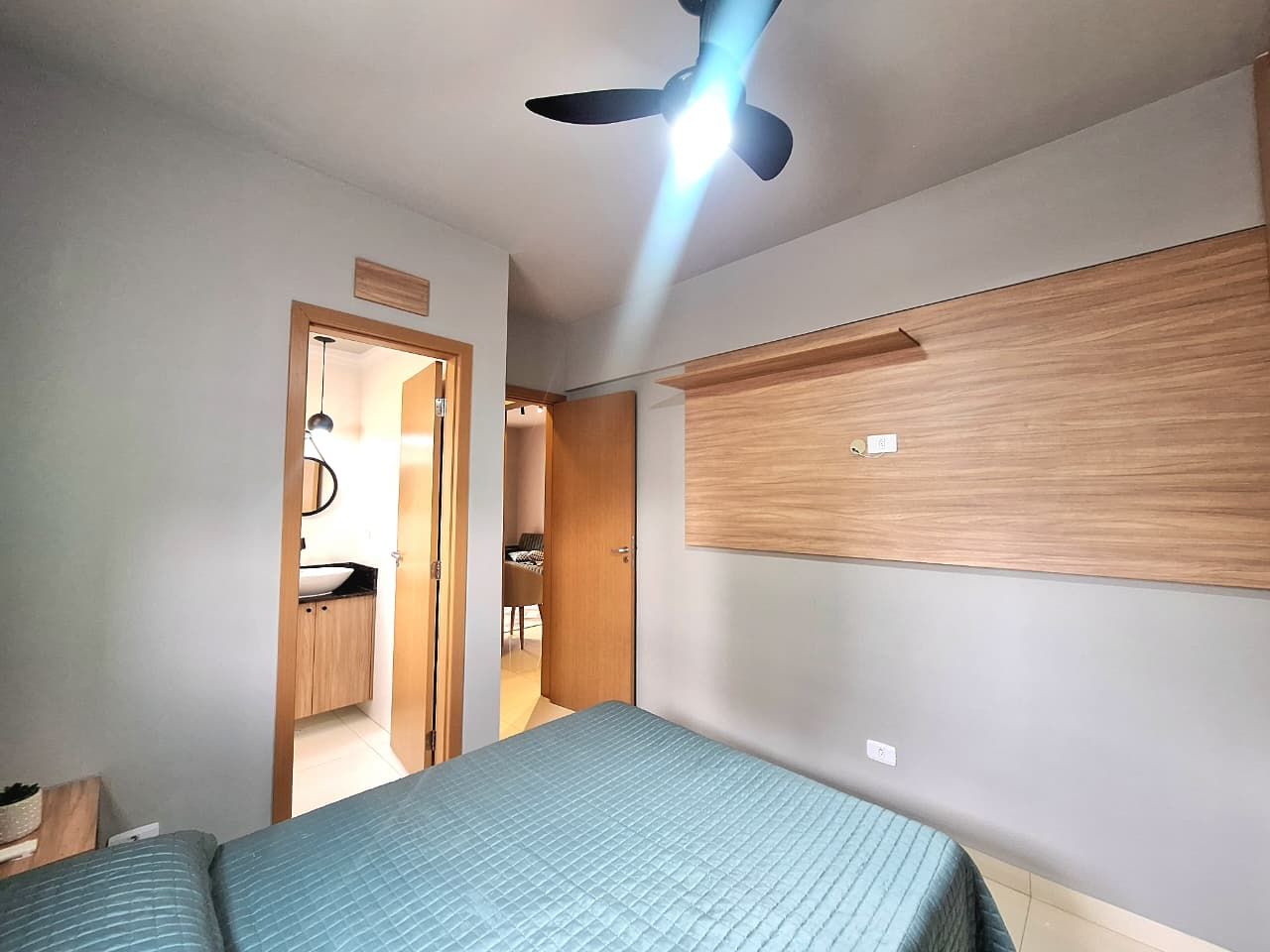 Apartamento 02 Dormitórios, Sendo 02 Suítes, 02 Vagas de Garagem, 84m2 – Bairro Aviação