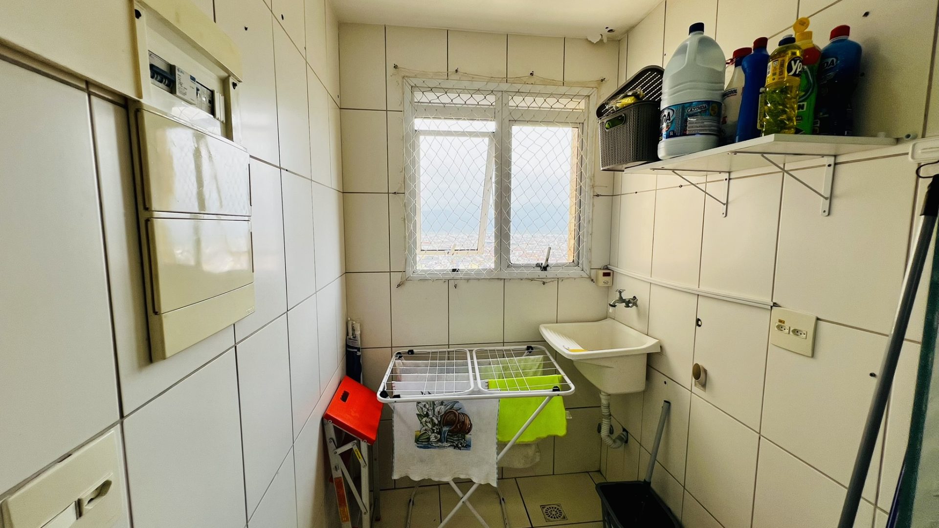 Apartamento 03 Dormitórios 01 Suíte 02 Vagas de Garagem, 91m2 – Vila Mirim