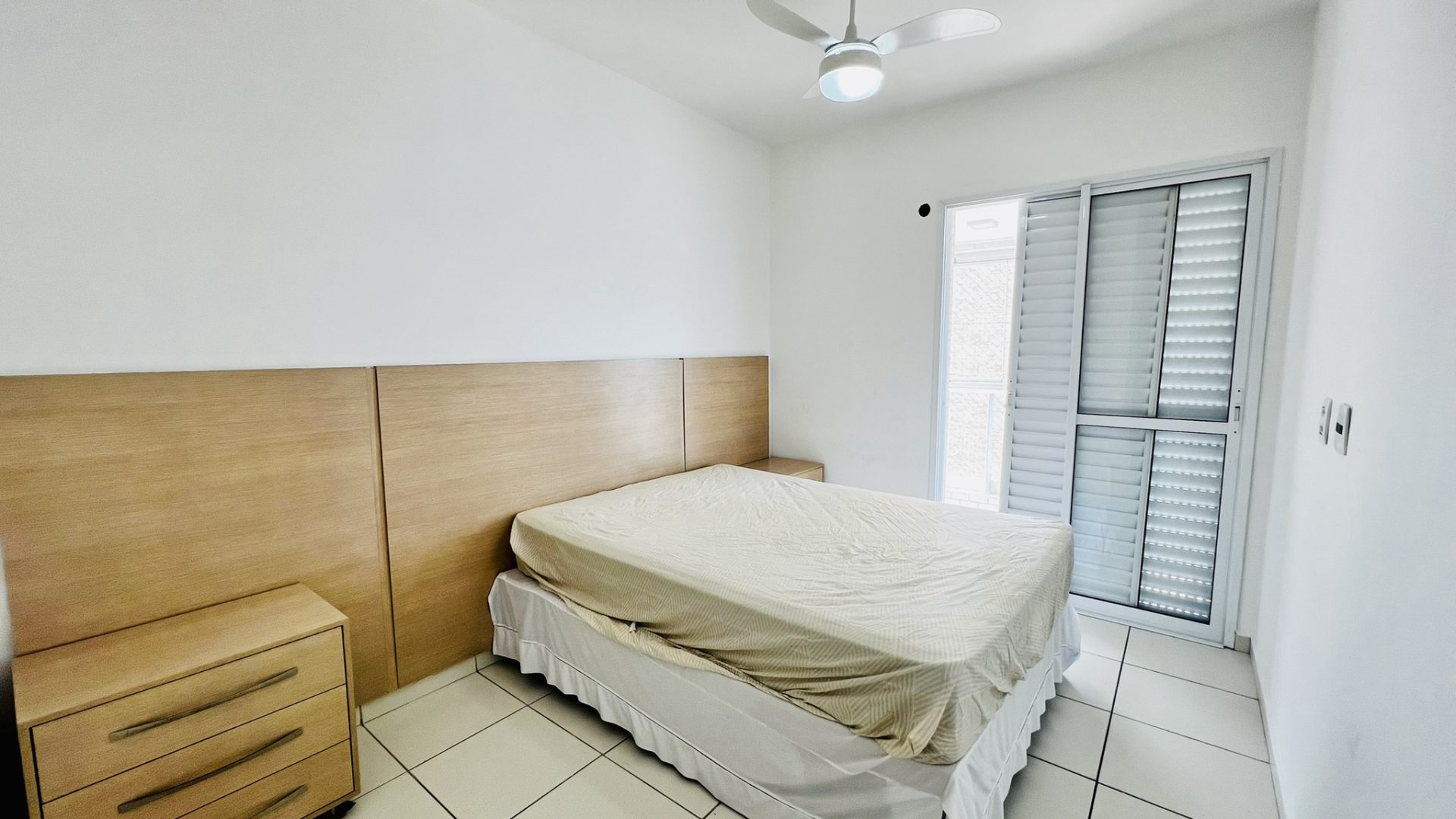 Apartamento 03 Dormitórios 01 Suíte 02 Vagas de Garagem, 91m2 – Vila Mirim