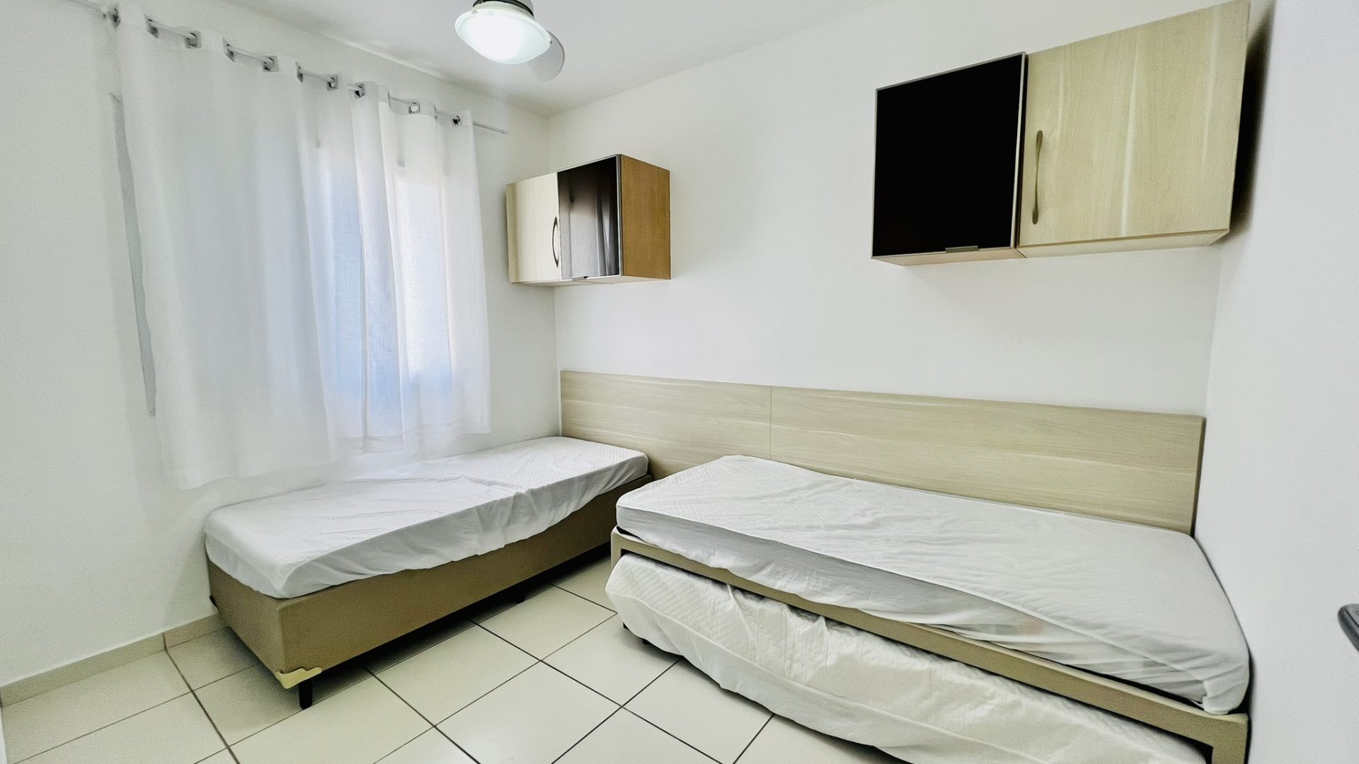 Apartamento 03 Dormitórios 01 Suíte 02 Vagas de Garagem, 91m2 – Vila Mirim