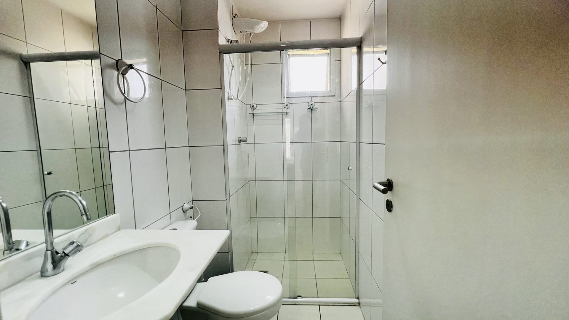 Apartamento 03 Dormitórios 01 Suíte 02 Vagas de Garagem, 91m2 – Vila Mirim