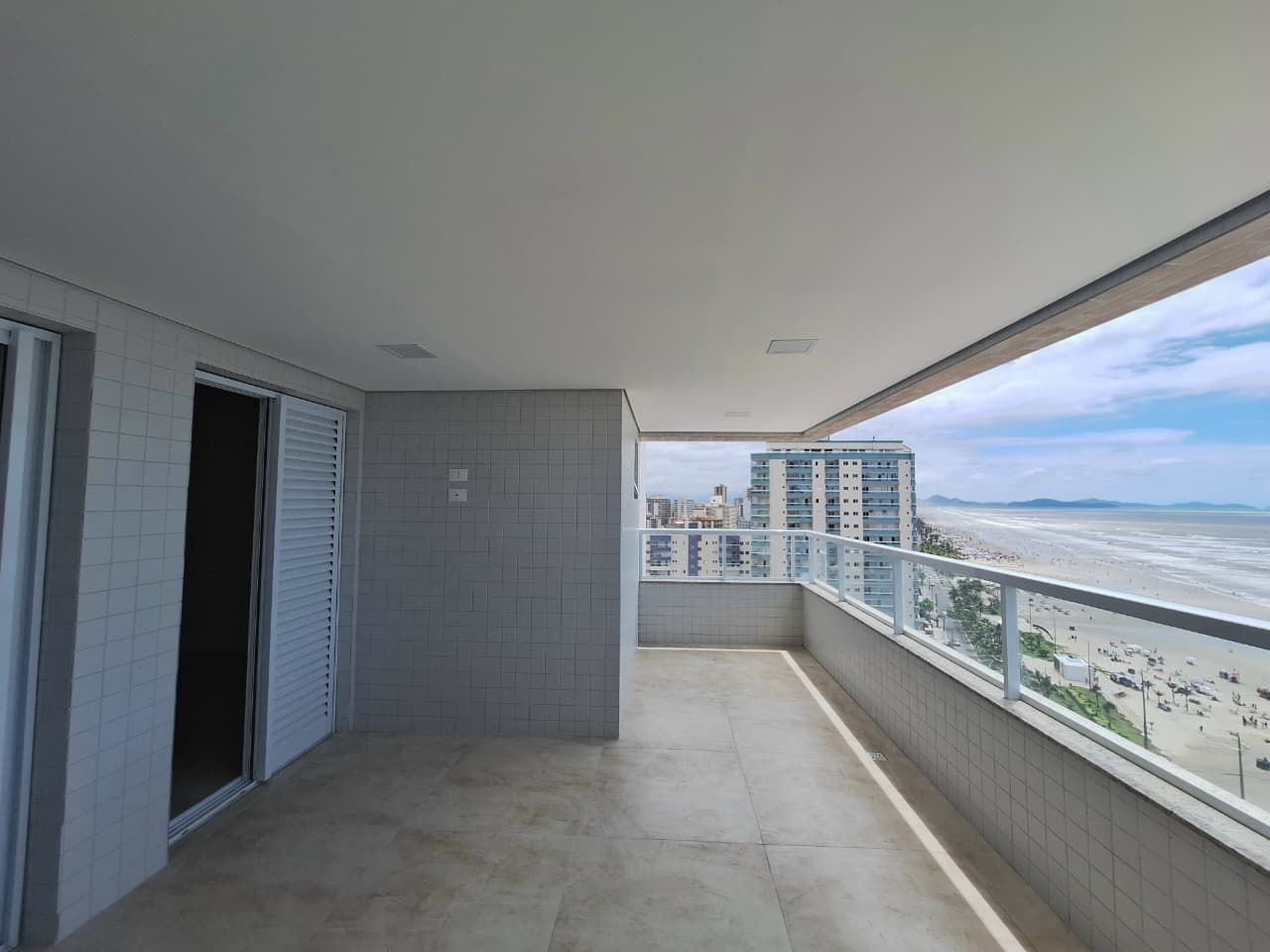 Apartamento 03 Dormitórios 02 Suítes 03 Vagas, 116m2 Área Útil – Vila Caiçara