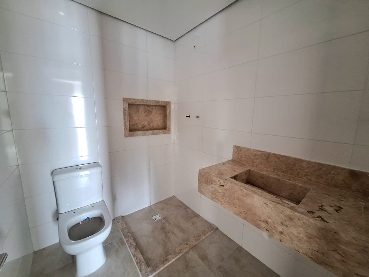Apartamento 02 Dormitórios 01 Suíte 02 Vagas – 78m2 a 86m2 – Vila Caiçara