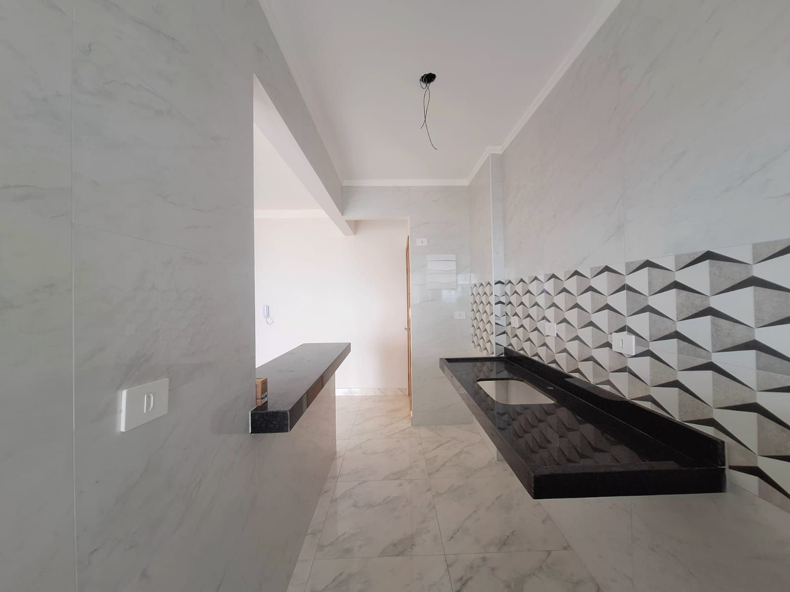 Apartamento 02 Dormitórios 01 Suíte 01 Vaga, 75m2 – Vila Caiçara