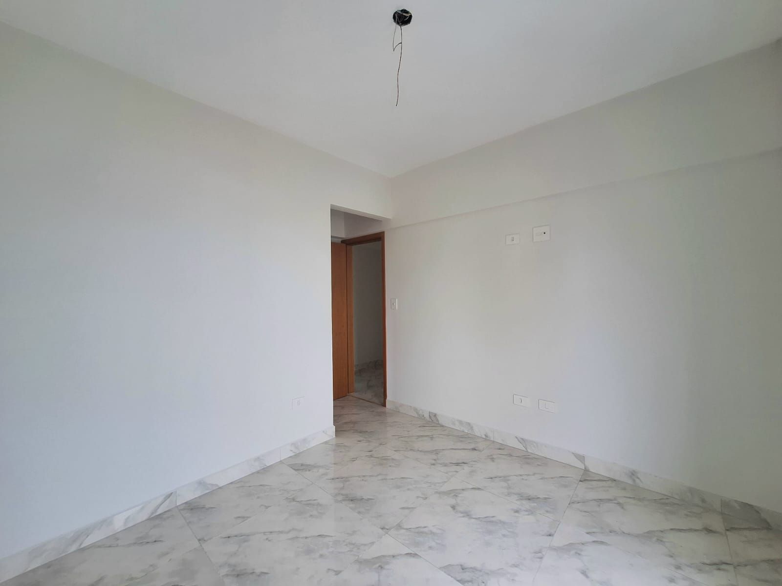 Apartamento 02 Dormitórios 01 Suíte 01 Vaga, 75m2 – Vila Caiçara