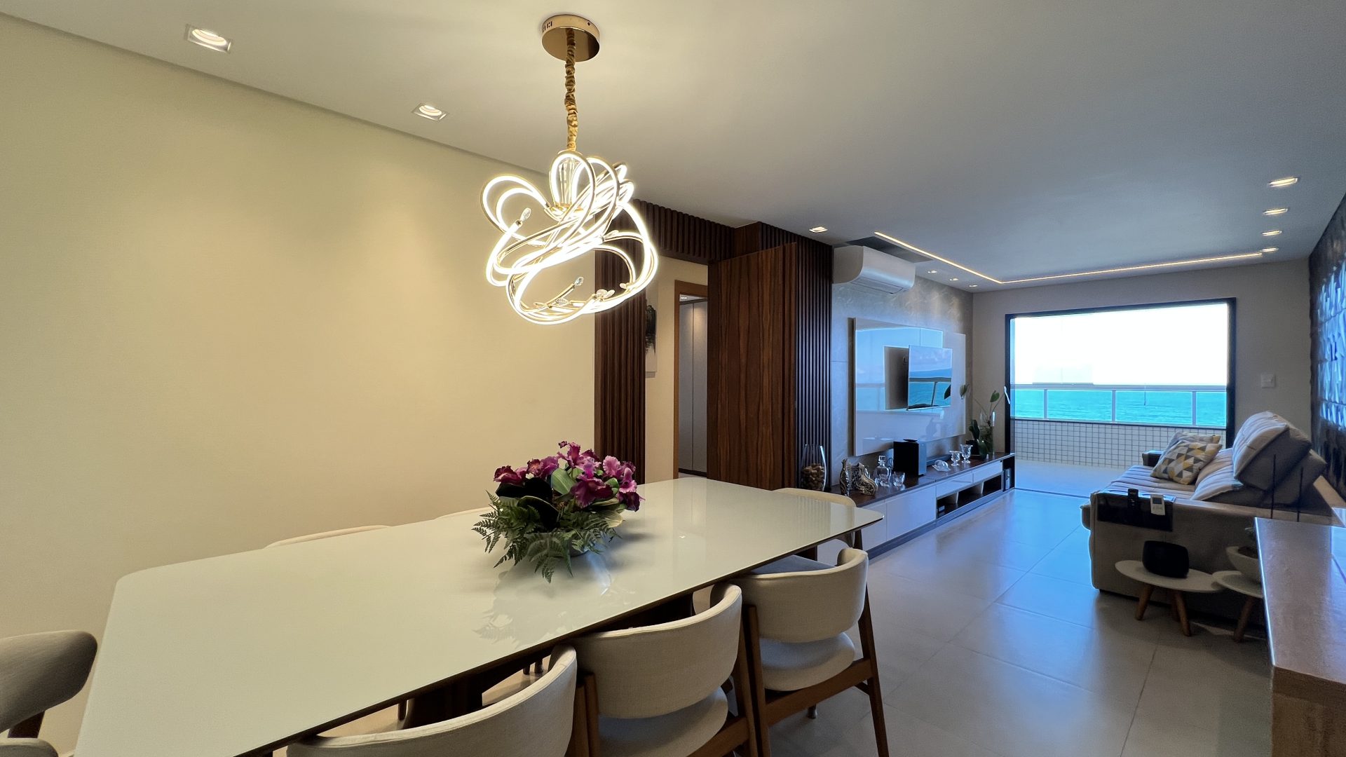 Apartamento 03 Dormitórios 02 Suítes 02 Vagas, 110m2 – Bairro Maracanã