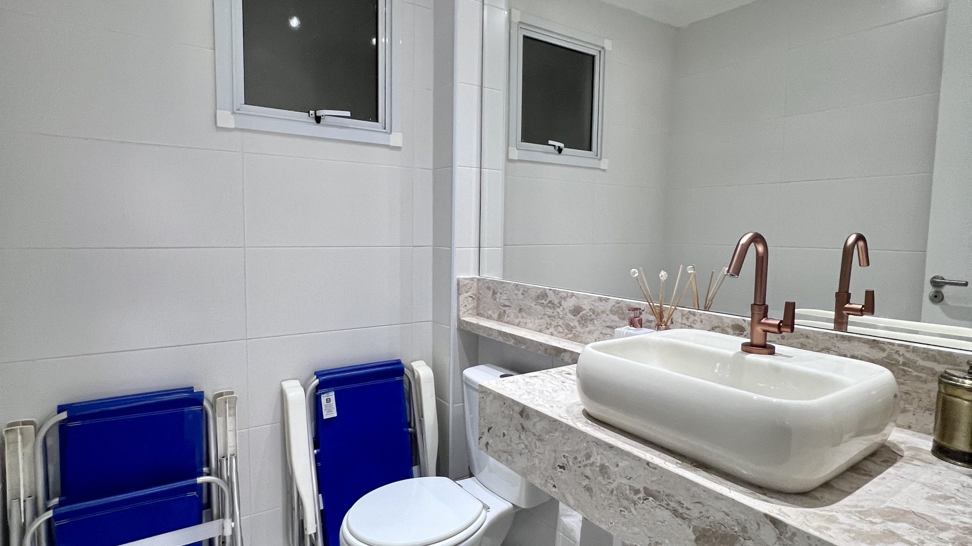 Apartamento 03 Dormitorios 03 Suites 02 Vagas, 142m2 – Bairro Aviação