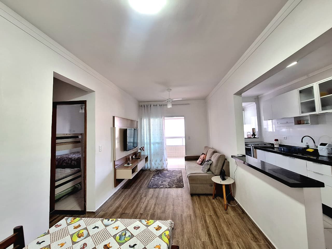 Apartamento 2 Dormitórios (1 Suíte) à Venda na Guilhermina – 2 Vagas – 350m da Praia – Praia Grande