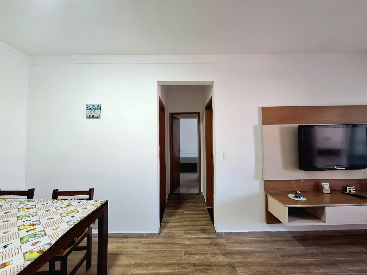 Apartamento 2 Dormitórios (1 Suíte) à Venda na Guilhermina – 2 Vagas – 350m da Praia – Praia Grande