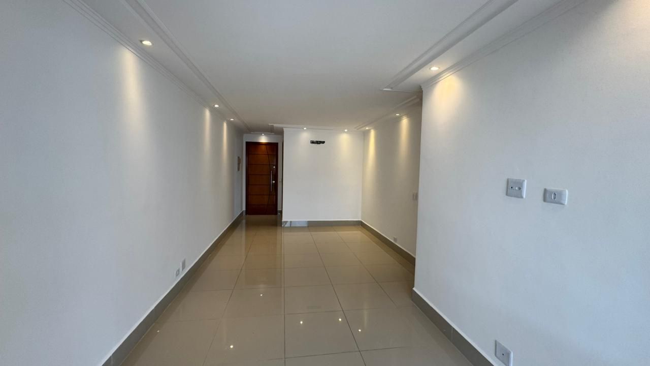 Apartamento 2 Suítes com Sacada Gourmet e 2 Vagas – 92m² a 350m da Praia em Praia Grande | Lazer Completo e Pronto para Morar 🌊🔥