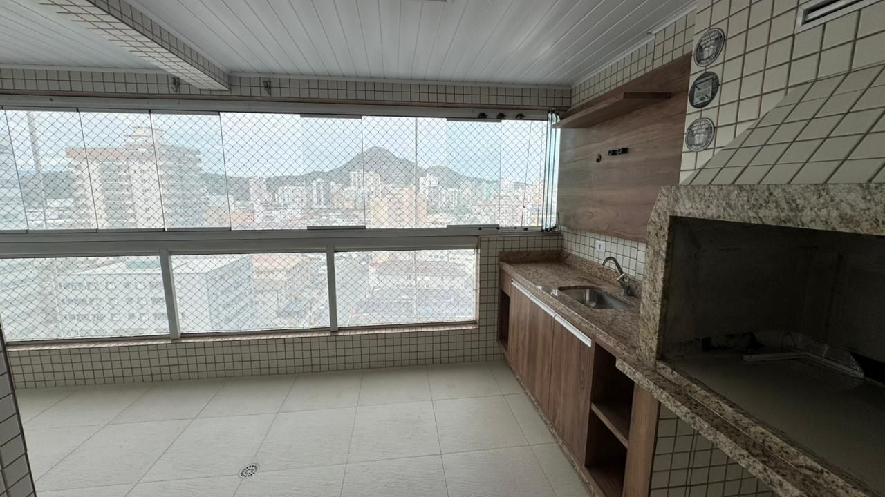 Apartamento 2 Suítes com Sacada Gourmet e 2 Vagas – 92m² a 350m da Praia em Praia Grande | Lazer Completo e Pronto para Morar 🌊🔥