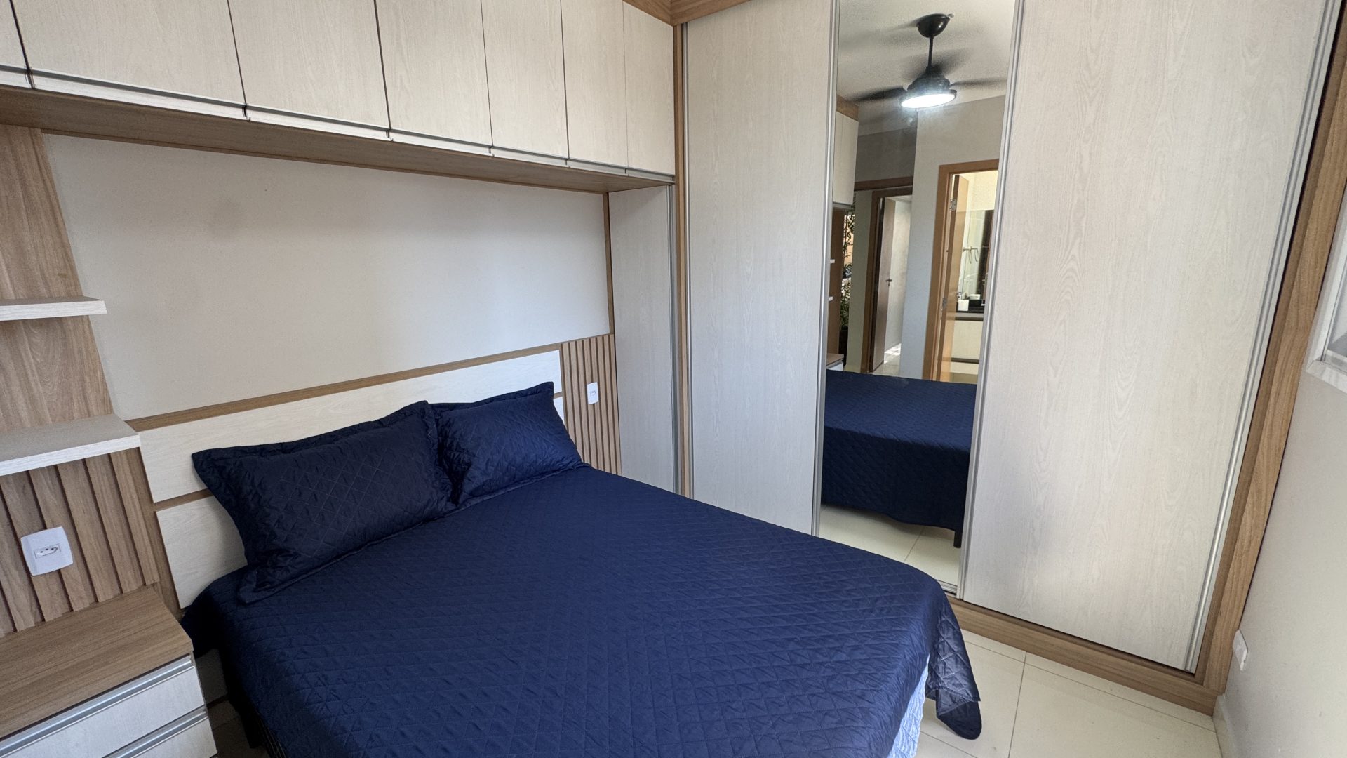 APARTAMENTO A 200M DA PRAIA COM 2 SUÍTES, 2 VAGAS E LAZER COMPLETO – ACEITA PERMUTA E VEÍCULO