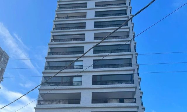 Apartamento Mobiliado com Vista Mar na Guilhermina em Praia Grande – 2 Dormitórios (1 Suíte), Lazer Completo e Portaria 24h | 74m² | Financiamento Bancário