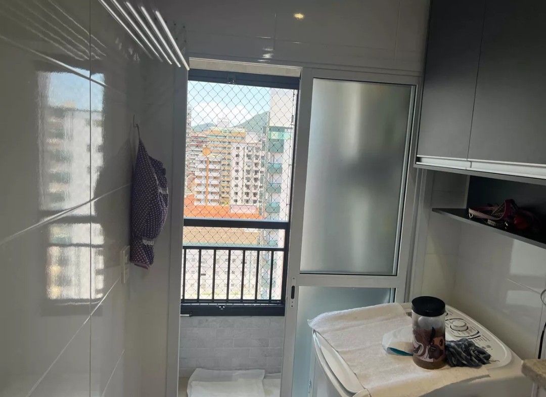 Apartamento Mobiliado com Vista Mar na Guilhermina em Praia Grande – 2 Dormitórios (1 Suíte), Lazer Completo e Portaria 24h | 74m² | Financiamento Bancário