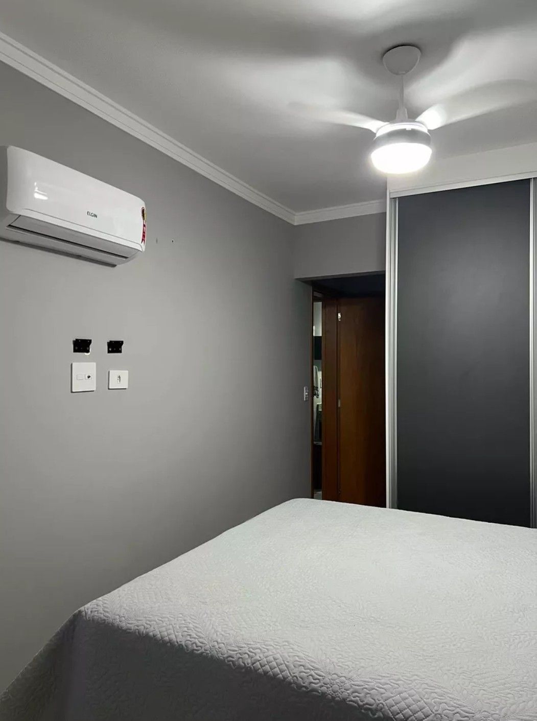 Apartamento Mobiliado com Vista Mar na Guilhermina em Praia Grande – 2 Dormitórios (1 Suíte), Lazer Completo e Portaria 24h | 74m² | Financiamento Bancário